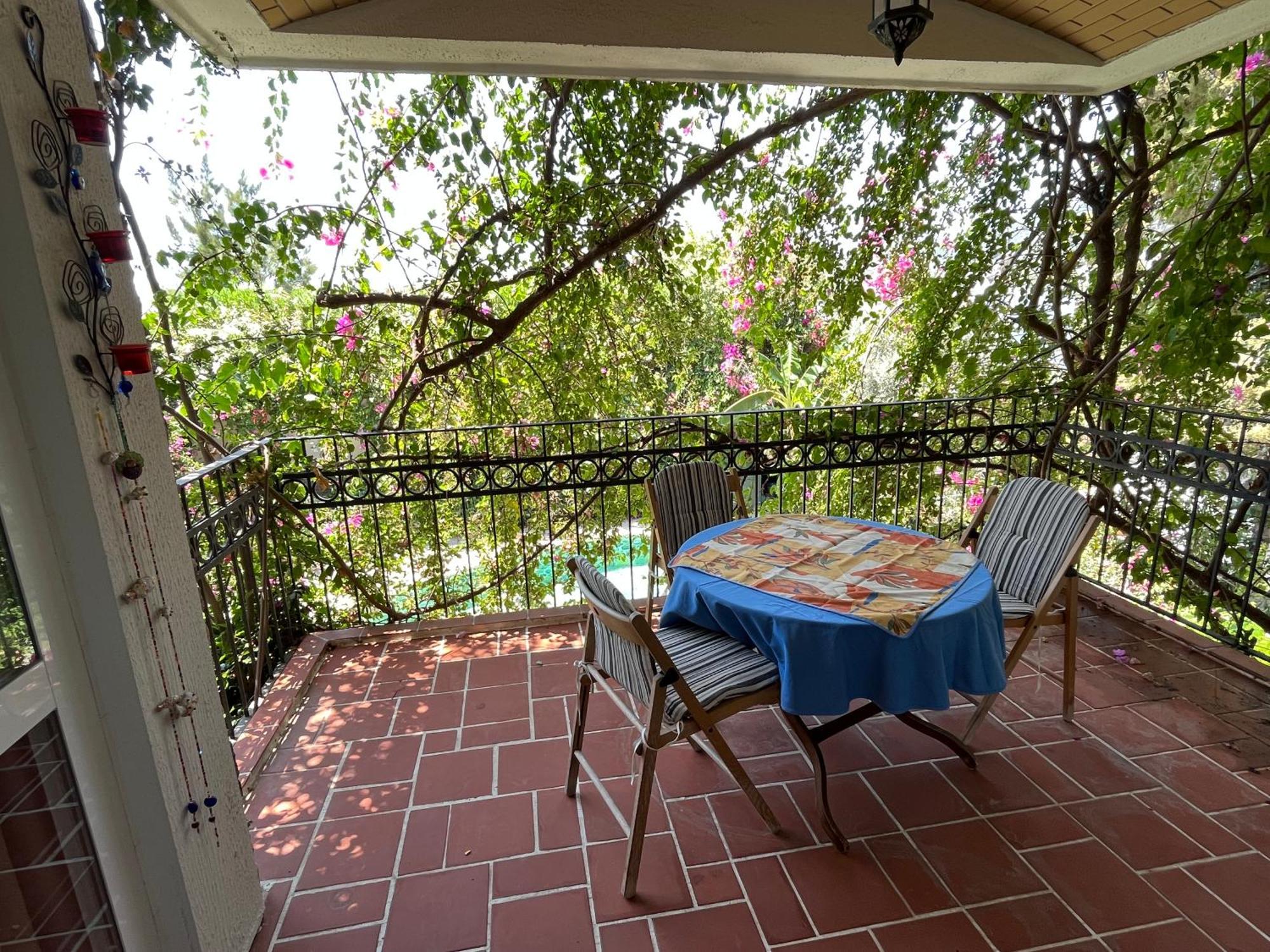 Villa Triplex With Private Pool And Garden